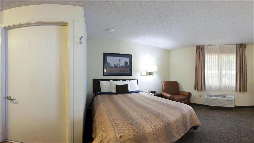 โซเนสตา ซิมพลี สวีท ดัลลัส แกลเลอเรีย Hotel ภายนอก รูปภาพ