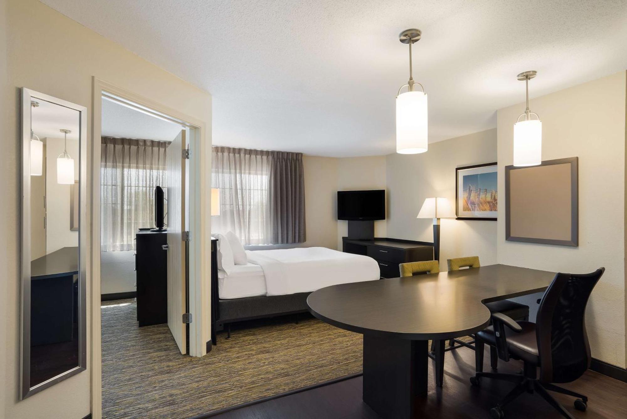 โซเนสตา ซิมพลี สวีท ดัลลัส แกลเลอเรีย Hotel ภายนอก รูปภาพ