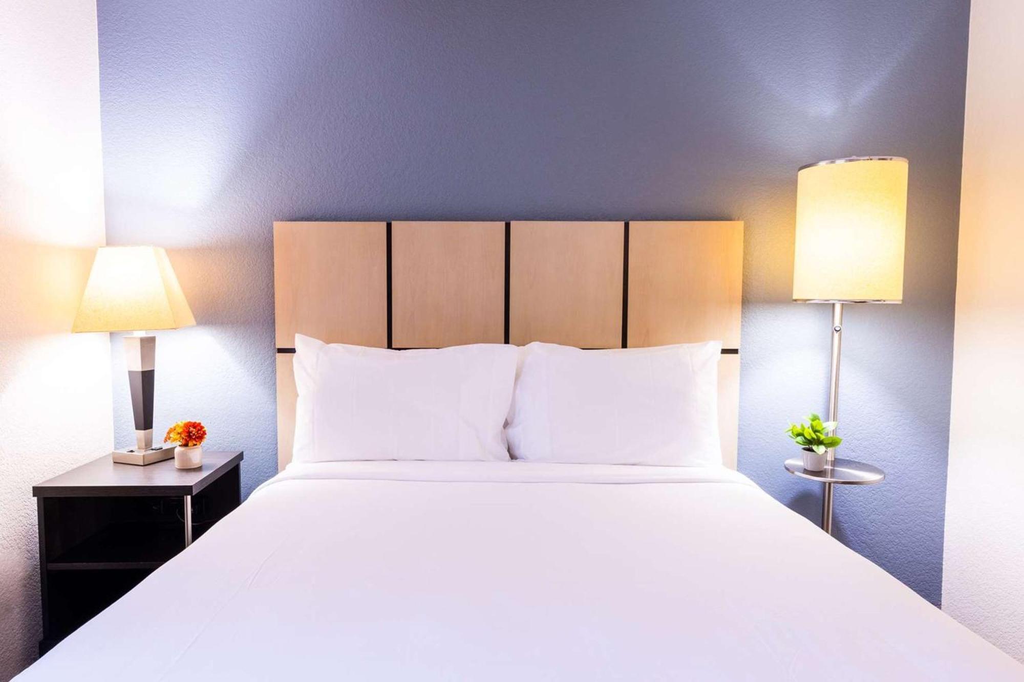 โซเนสตา ซิมพลี สวีท ดัลลัส แกลเลอเรีย Hotel ภายนอก รูปภาพ